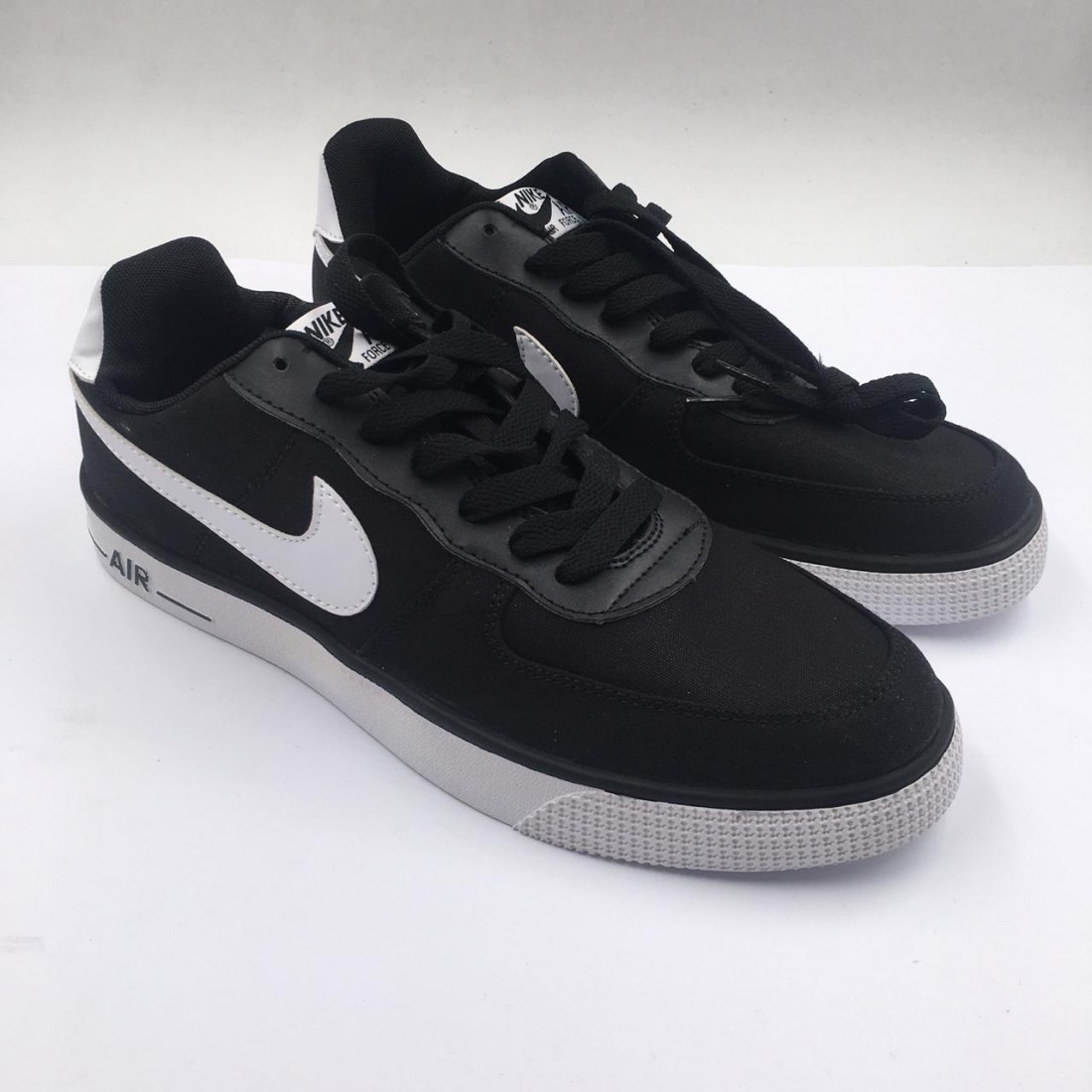 nike suede black air force